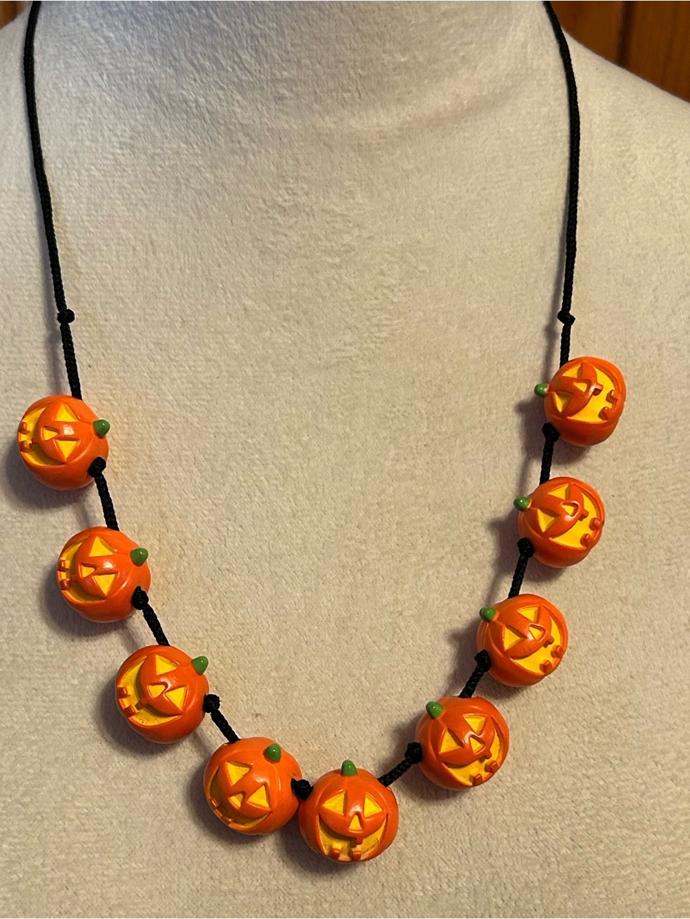 Halloween Pumpkin Bead Necklace, Earrings Included.